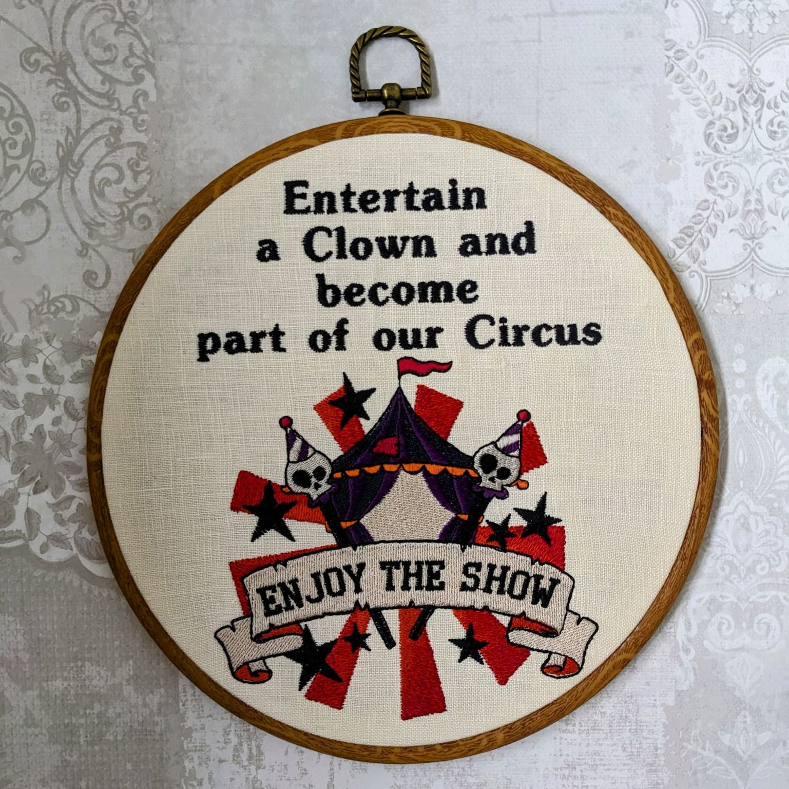Entertain a Clown and become part of our Circus, enjoy the show. Machine embroidery 8" hoop art